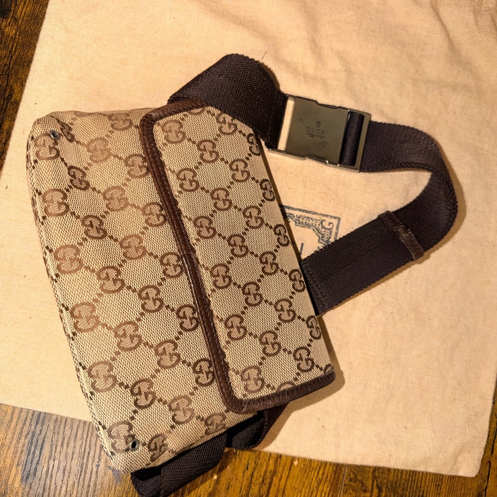 Jackie Gucci Tan and Brown Monogram Belt Bag - Picture 3 of 7